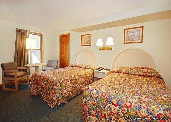 Rodeway Inn Lee Room photo